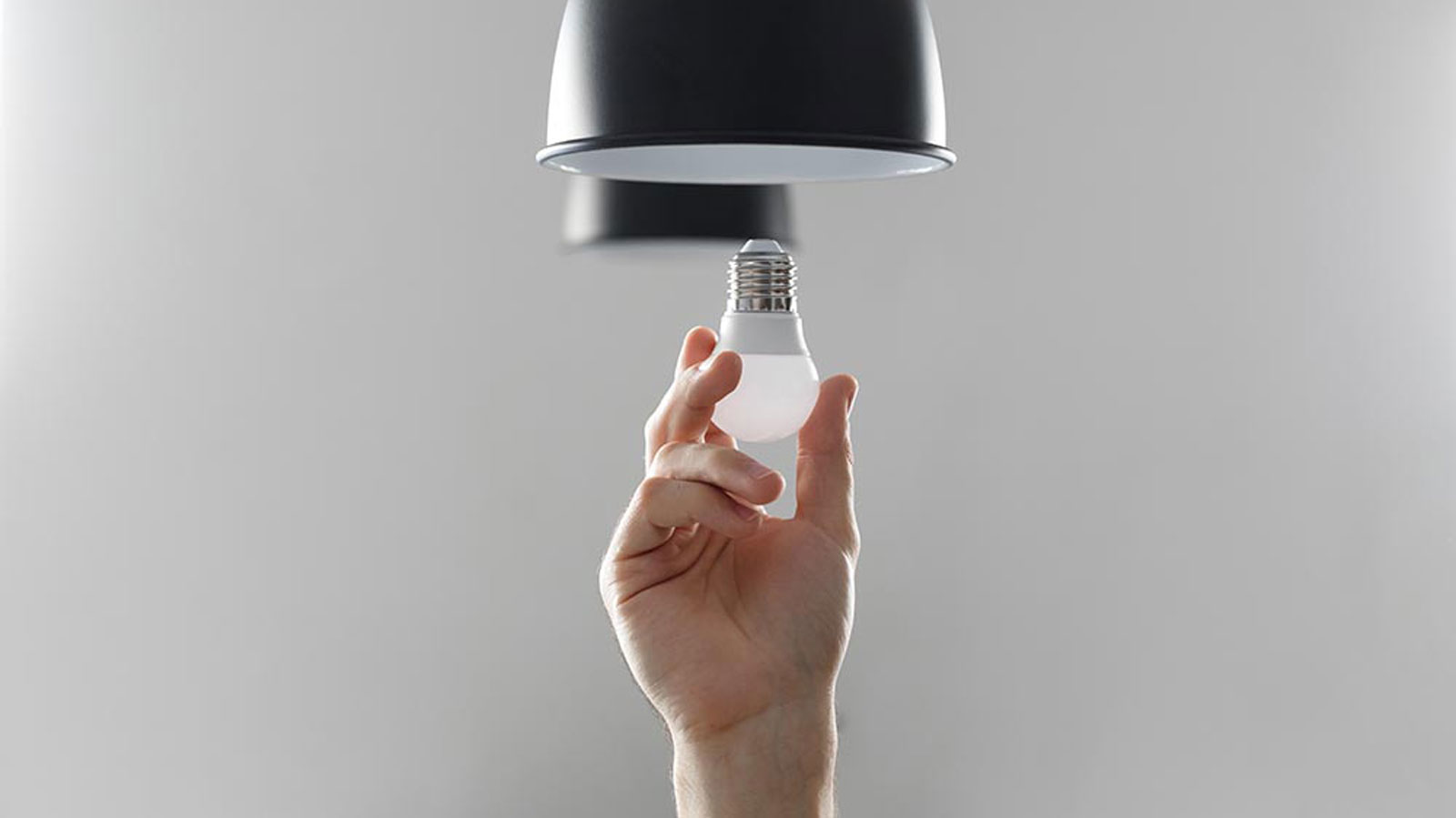 Φως στο σπίτι με 90% λιγότερη κατανάλωση – χάρη στα LED.

