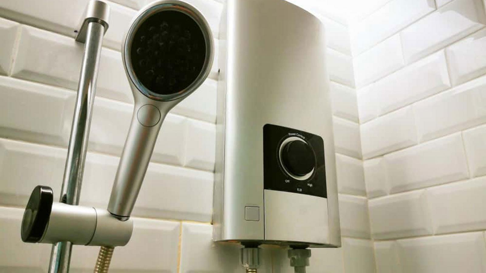 Ο ταχυθερμαντήρας μπάνιου θερμαίνει άμεσα και μόνο το νερό που χρησιμοποιείς, έχει μεγαλύτερη διάρκεια ζωής από έναν κλασικό ηλεκτρικό θερμοσίφωνα. Εξ