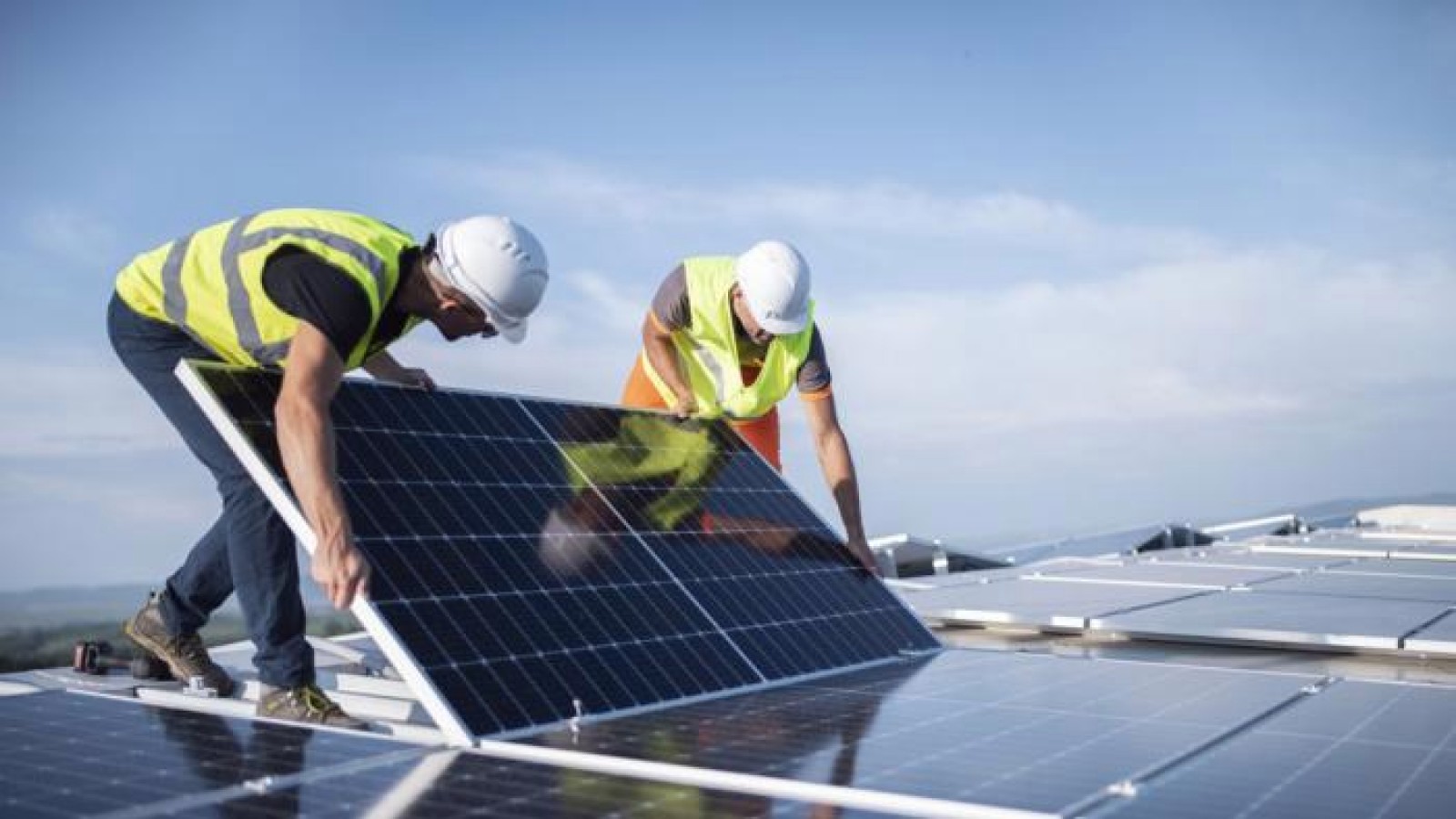 Αυτονομία ρεύματος; Δες πώς το πετυχαίνουν τα φωτοβολταϊκά.