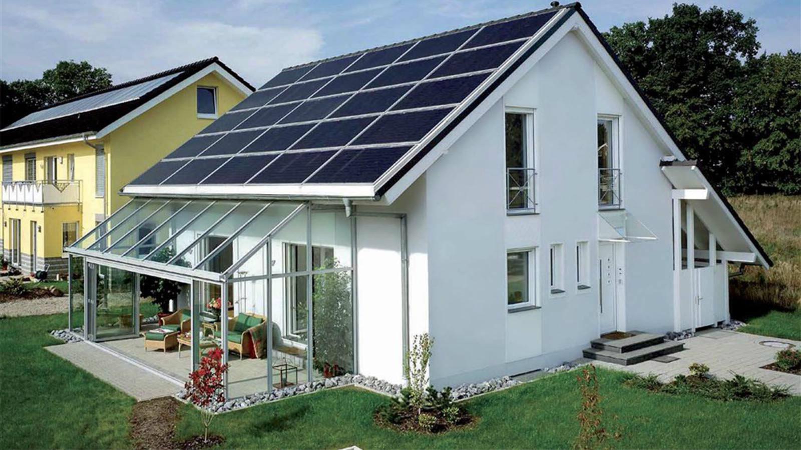 Φωτοβολταϊκά σε σκίαστρα, στέγες, προσόψεις - Σου γλιτώνουν χώρο!