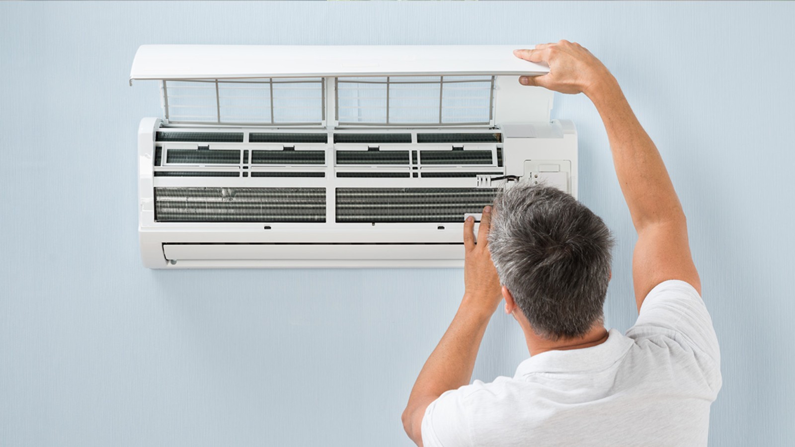 Στάζει το κλιματιστικό; Να τι πρέπει να κάνετε (video)