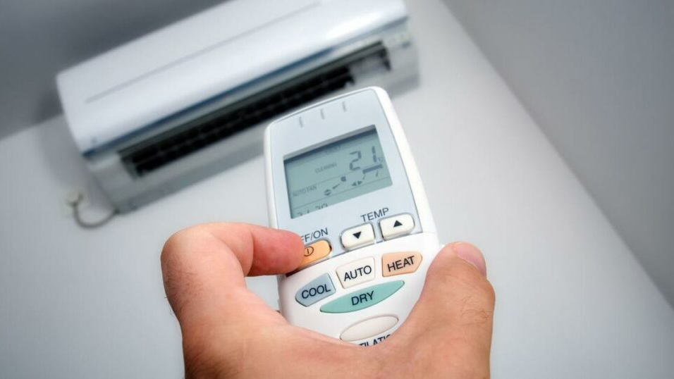 Πώς ένα Inverter κλιματιστικό ζεσταίνει χωρίς να «καίει» 