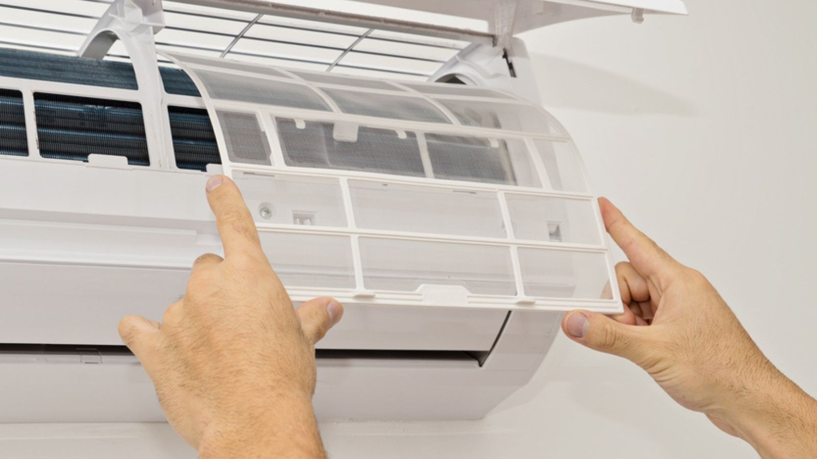 Στάζει το κλιματιστικό - Να τι πρέπει να κάνετε (video)