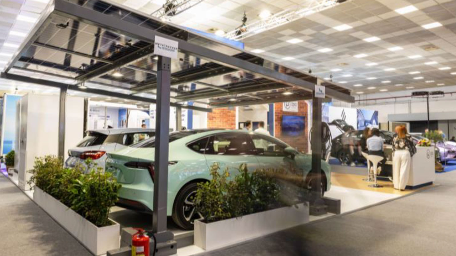 Μεταλουμίν: Υποδομές φόρτισης EV με πράσινη ενέργεια 