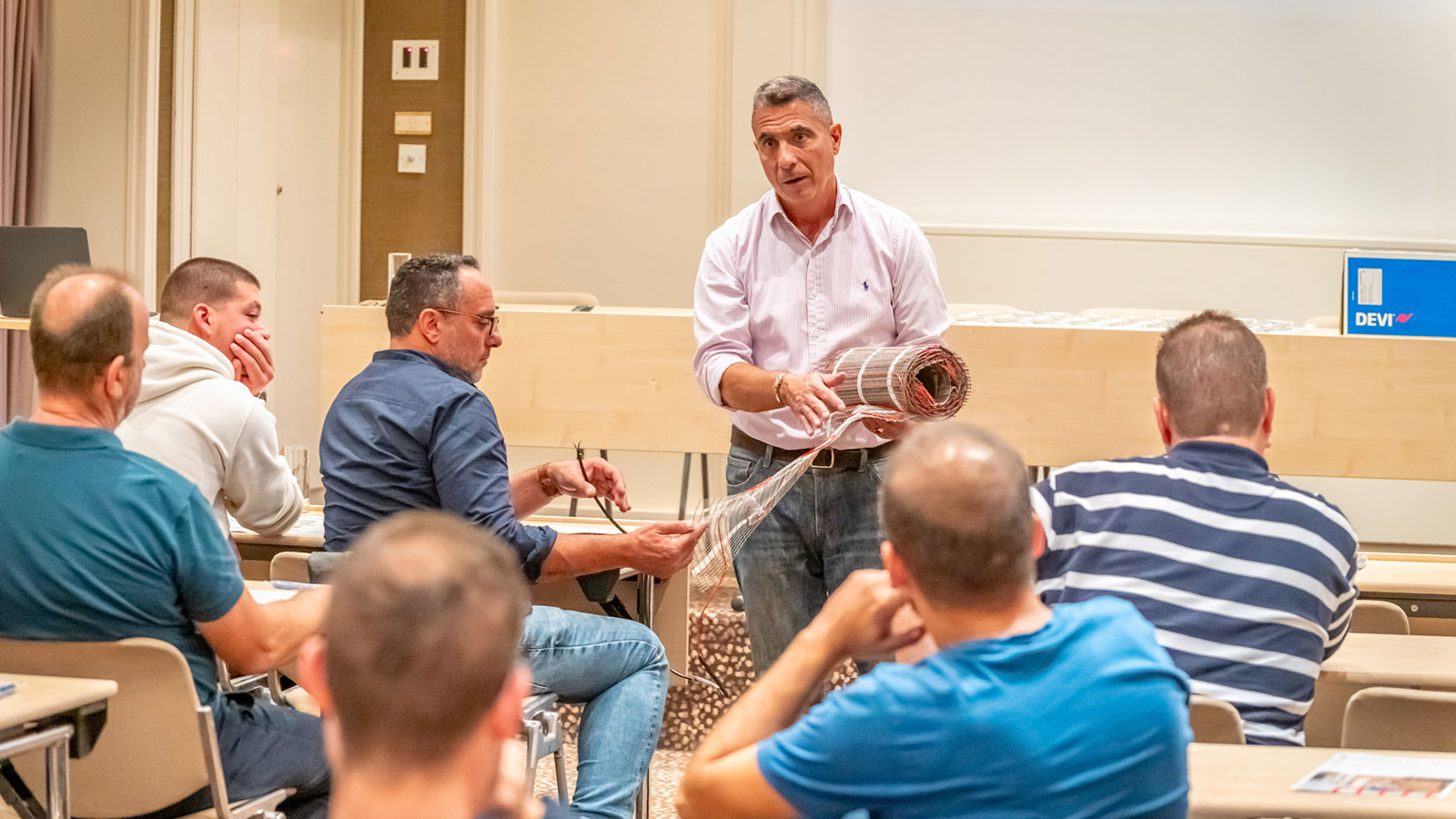 Thermovent στην Κρήτη Εκπαίδευση και Τεχνογνωσία σε λύσεις DEVI by Danfoss 