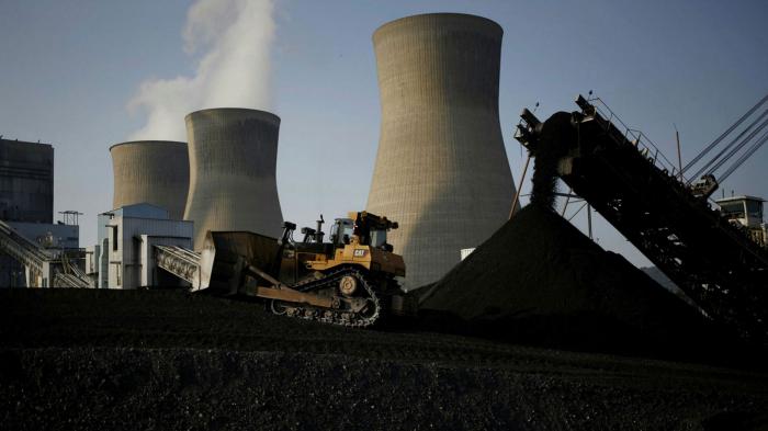 Η Κίνα θα βοηθήσει τους σταθμούς ηλεκτροπαραγωγής που λειτουργούν με άνθρακα για να στηρίξει την οικονομική της ανάκαμψη.
