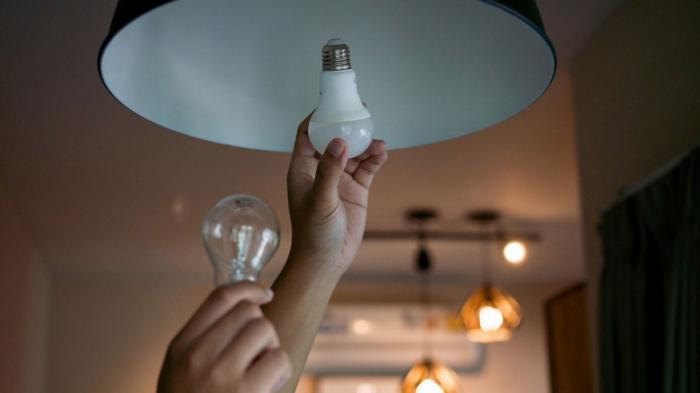 Οι λάμπες led νέας τεχνολογίας μπορούν να εξοικονομήσουν ως 90% στο ρεύμα. Aπαντήσεις στις πιο σημαντικές απορίες ή ερωτήσεις, σχετικά με τις λάμπες LED νέας γενιάς.