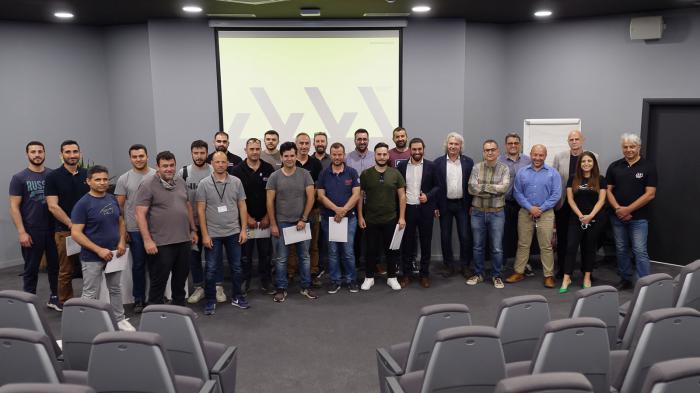 Κοινός στόχος η αναβάθμιση των γνώσεων, δεξιοτήτων και ικανοτήτων των κατασκευασ Κοινός στόχος η αναβάθμιση των γνώσεων, δεξιοτήτων και ικανοτήτων των κατασκευαστών για συμμετοχή σε εξετάσεις πιστοποίησης.