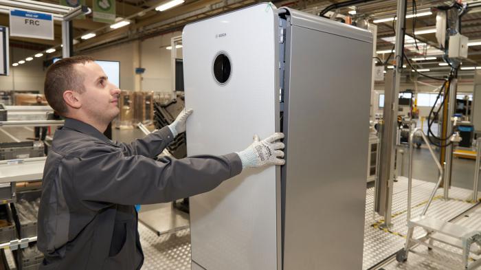 Η Bosch επενδύει στις μονάδες παραγωγής αντλιών θερμότητας στην Ευρώπη 