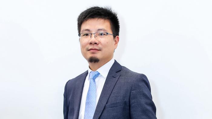 Ο Κύριος Sam Zheng , Sales Director CEE Regional Division της Ηuawei .
