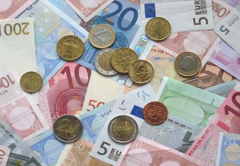  Πτώση στις επενδύσεις ΑΠΕ παγκοσμίως