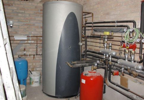 Δεξαμενή αποθήκευσης (boiler)
