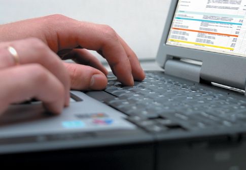 Laptop που θα φορτίζονται πληκτρολογώντας