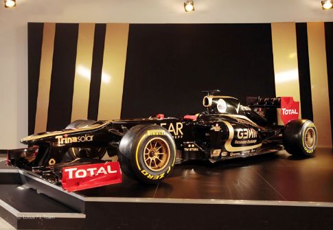 Η Trina Solar είναι χορηγός της Lotus F1 Team.