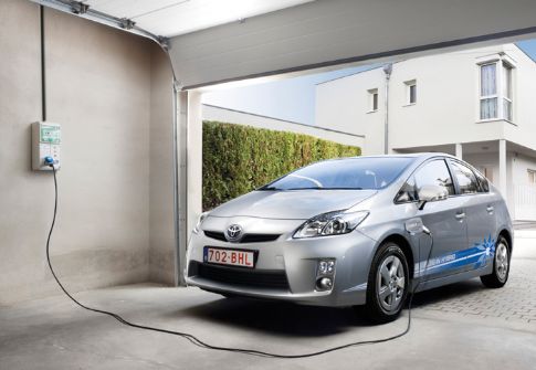 Toyota Prius Plug-in Hybrid 