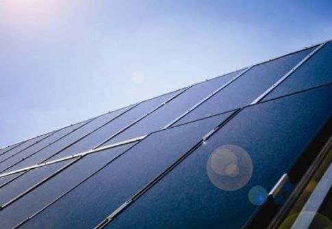 Würth Solar: Το έργο στα Φάρσαλα φτάνει στο μέγιστο απόδοσης