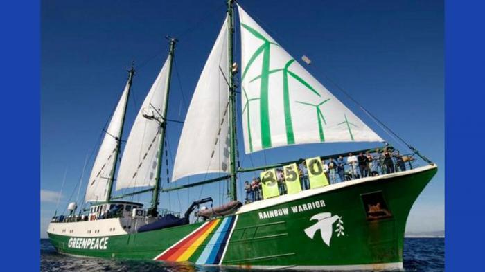 Το RainbowWarrior στα ελληνικά νησιά