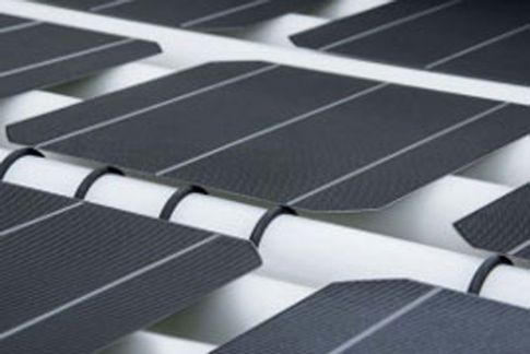 Η Canadian Solar φτάνει στο 21.1% απόδοσης κυττάρου