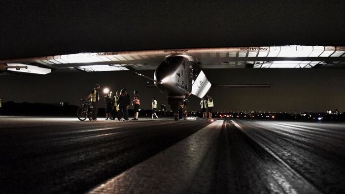 Το Solar Impulse κάνει την 3η προσπάθεια για την πτήση-ρεκόρ