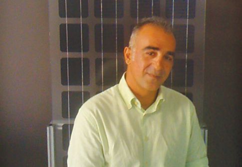 O κ. Παύλος Μέντες είναι Πρόεδρος και Διευθύνων Σύμβουλος της 
SONNETT HELLAS Co.
